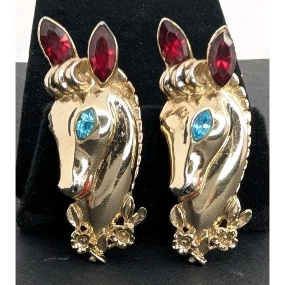 Coro Duette Horse Head Brooch Dress Clips Gold Tone Ruby Red Blue1940s Rare - Picture 11 of 14